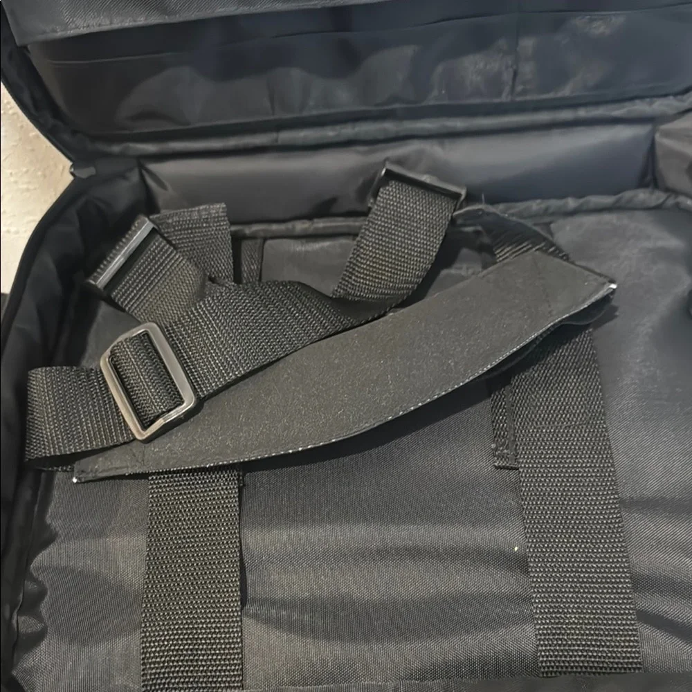 Black Leather Laptop Bag with Sturdy Handle and Flap Closure